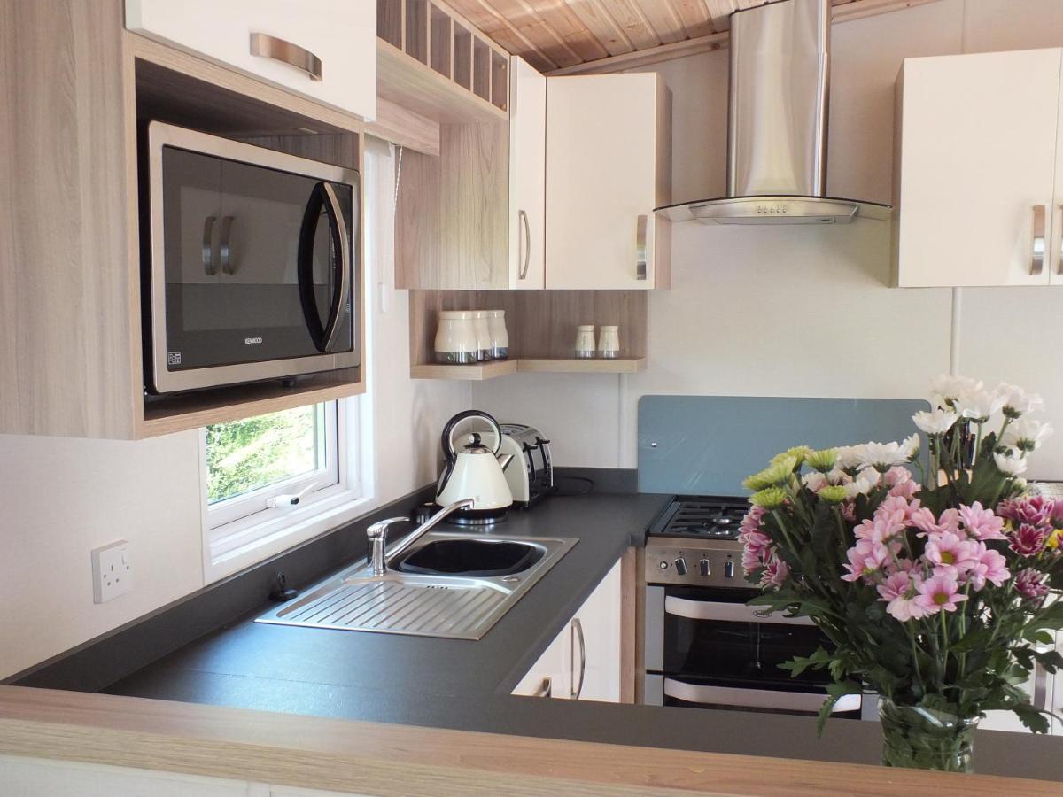 Beech Villa Swanage Bagian luar foto