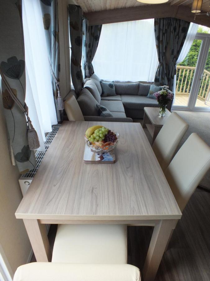 Beech Villa Swanage Bagian luar foto