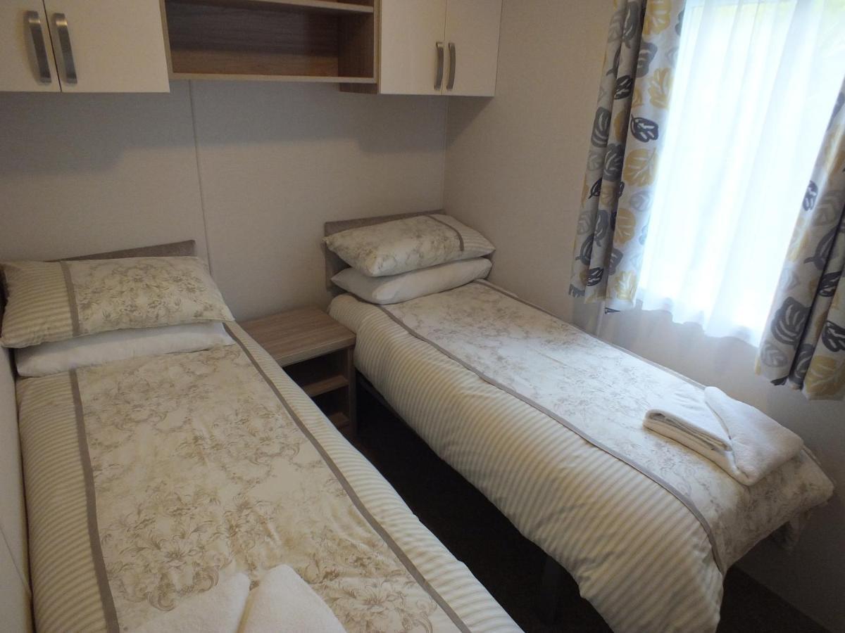 Beech Villa Swanage Bagian luar foto